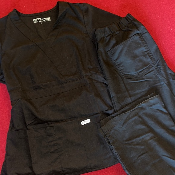 SET* Greys Anatomy by Barco Scrub Top and Bottoms - Picture 1 of 7